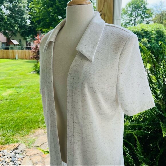 Vintage White &Gray Short Sleeve Wrap size 16P - Picture 6 of 8